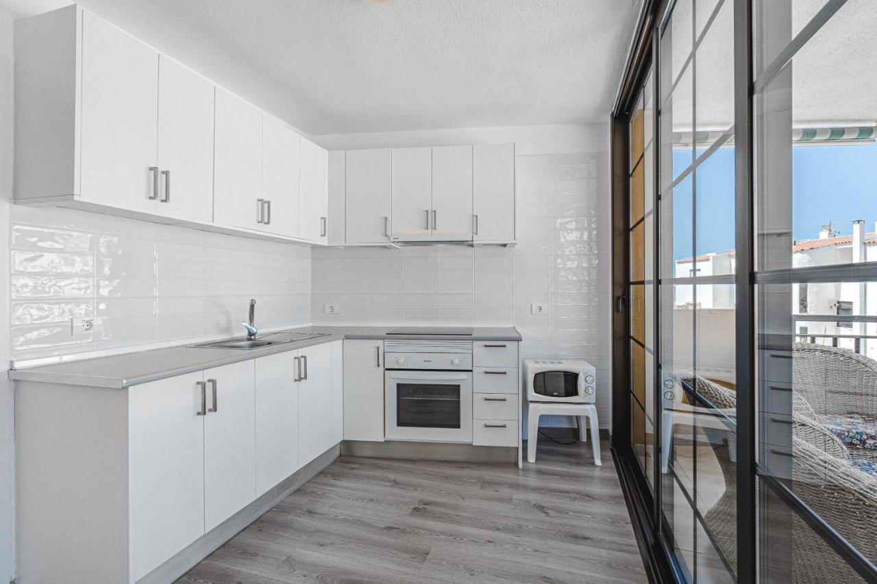 Family Apartment With 3 Bedrooms And Balcony Near Los Gigantes And Ocean Puerto de Santiago  Εξωτερικό φωτογραφία