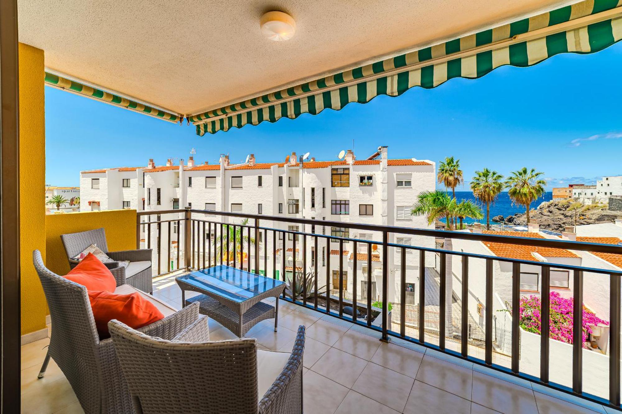 Family Apartment With 3 Bedrooms And Balcony Near Los Gigantes And Ocean Puerto de Santiago  Εξωτερικό φωτογραφία