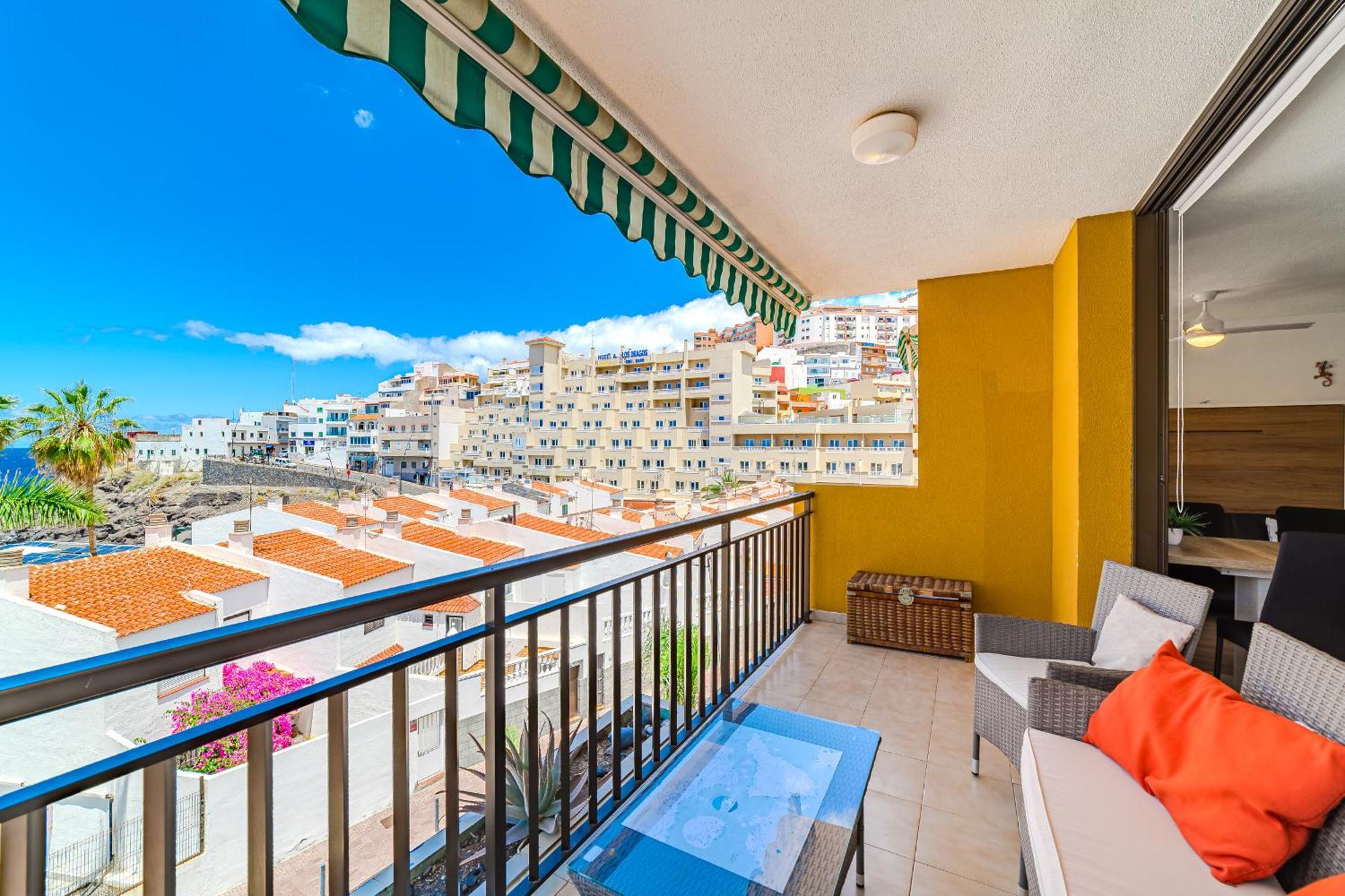 Family Apartment With 3 Bedrooms And Balcony Near Los Gigantes And Ocean Puerto de Santiago  Εξωτερικό φωτογραφία